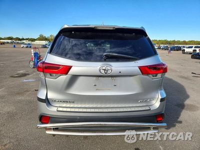 Zdjęcie 6 z 13 samochodu: 2018 TOYOTA HIGHLANDER XLE VIN:5TDJZRFH7JS552038 - miniatura