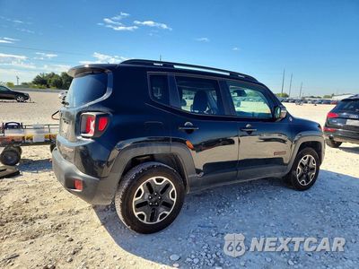 Trzecie zdjęcie samochodu z tyłu: 2017 JEEP RENEGADE TRAILHAWK VIN:ZACCJBCB2HPG15044 - miniatura