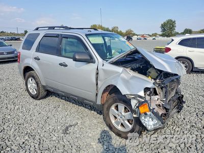 Czwarte zdjęcie samochodu z boku: 2009 FORD ESCAPE XLT VIN:1FMCU03739KB63930 - miniatura