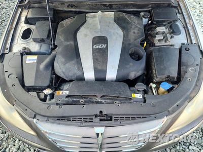 Zdjęcie 11 z 12 samochodu: 2012 HYUNDAI GENESIS 3.8L VIN:KMHGC4DD7CU158113 - miniatura