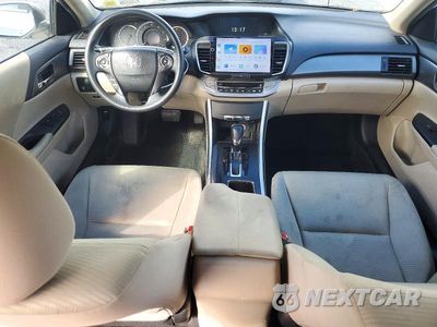 Zdjęcie 8 z 12 samochodu: 2015 HONDA ACCORD LX VIN:1HGCR2F38FA225609 - miniatura