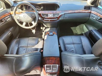 Zdjęcie 8 z 12 samochodu: 2007 MERCEDES-BENZ S 550 VIN:WDDNG71X57A135572 - miniatura