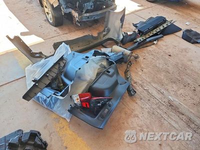 Zdjęcie 13 z 14 samochodu: 2020 SUBARU FORESTER VIN:JF2SKADC3LH400168 - miniatura