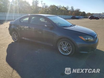 Czwarte zdjęcie samochodu z boku: 2009 SCION TC BASE VIN:JTKDE167490283943 - miniatura