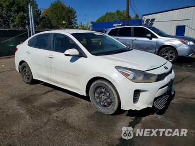 Czwarte zdjęcie samochodu z boku: 2019 KIA RIO S VIN:3KPA24AB9KE233116 - miniatura