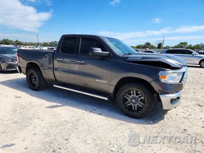 Czwarte zdjęcie samochodu z boku: 2019 RAM 1500 BIG HORN/LONE STAR VIN:1C6RREBT9KN891713 - miniatura