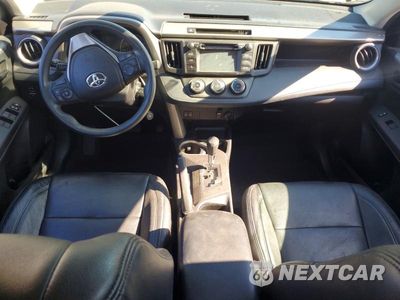 Zdjęcie 8 z 13 samochodu: 2017 TOYOTA RAV4 LE VIN:2T3BFREV7HW644571 - miniatura