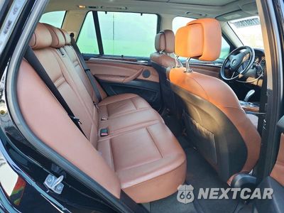 Zdjęcie 10 z 12 samochodu: 2013 BMW X5 XDRIVE35I VIN:5UXZV4C52D0E14766 - miniatura