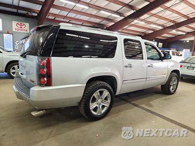 Trzecie zdjęcie samochodu z tyłu: 2014 GMC YUKON XL DENALI VIN:1GKS2MEF0ER131542 - miniatura