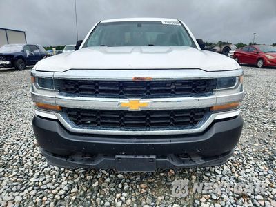 Piąte zdjęcie samochodu w środku: 2018 CHEVROLET SILVERADO K1500 VIN:3GCUKNEC8JG336083 - miniatura