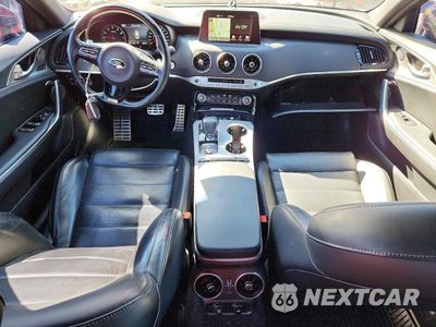 Zdjęcie 8 z 12 samochodu: 2018 KIA STINGER GT2 VIN:KNAE55LC0J6015958 - miniatura