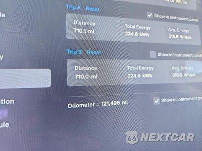 Zdjęcie 9 z 13 samochodu: 2015 TESLA MODEL S 85 VIN:5YJSA1H18FF094566 - miniatura