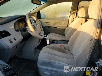 Zdjęcie 7 z 14 samochodu: 2013 TOYOTA SIENNA LE VIN:5TDKK3DC9DS337004 - miniatura
