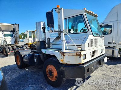 Czwarte zdjęcie samochodu z boku: 2008 KALMAR OTTAWA YARD TRUCK VIN:11VF813E68A000418 - miniatura