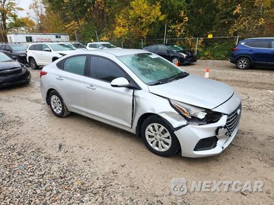 Czwarte zdjęcie samochodu z boku: 2019 HYUNDAI ACCENT SE VIN:3KPC24A31KE070186 - miniatura