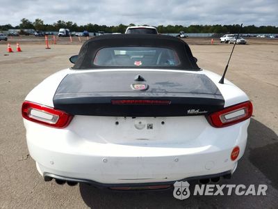 Zdjęcie 6 z 12 samochodu: 2019 FIAT 124 SPIDER CLASSICA VIN:JC1NFAEK6K0141725 - miniatura