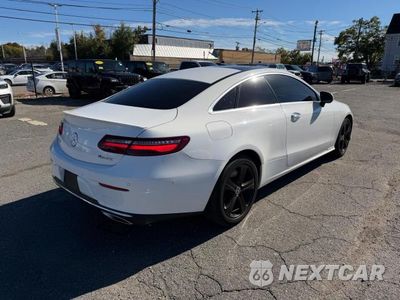 Czwarte zdjęcie samochodu z boku: 2018 MERCEDES-BENZ E 400 4MATIC VIN:WDD1J6GB2JF031704 - miniatura
