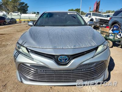 Piąte zdjęcie samochodu w środku: 2018 TOYOTA CAMRY HYBRID XLE VIN:4T1B21HK4JU002905 - miniatura