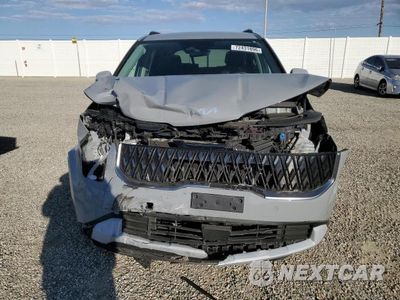 Piąte zdjęcie samochodu w środku: 2025 KIA CARNIVAL EX VIN:KNDNC5KA1S6080389 - miniatura