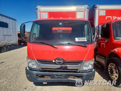 Piąte zdjęcie samochodu w środku: 2018 HINO 195 BOX TRUCK VIN:JHHSDM2H2JK006327 - miniatura