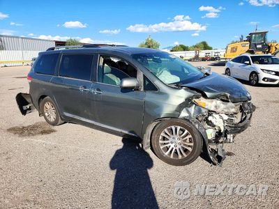 Czwarte zdjęcie samochodu z boku: 2014 TOYOTA SIENNA XLE 8-PASSENGER VIN:5TDYK3DC3ES466142 - miniatura