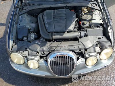 Zdjęcie 11 z 12 samochodu: 2002 JAGUAR S-TYPE VIN:SAJDA01P02GM34876 - miniatura