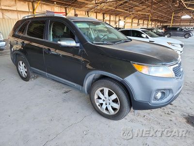 Czwarte zdjęcie samochodu z boku: 2012 KIA SORENTO LX VIN:5XYKT4A26CG199464 - miniatura