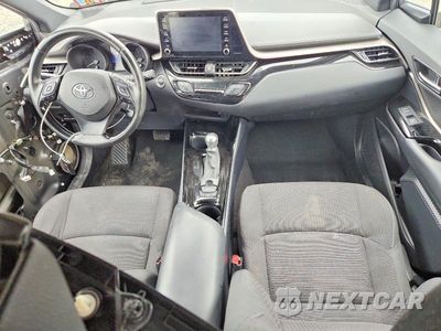 Zdjęcie 8 z 12 samochodu: 2019 TOYOTA C-HR XLE VIN:NMTKHMBX0KR095225 - miniatura