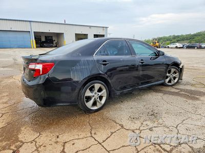 Trzecie zdjęcie samochodu z tyłu: 2014 TOYOTA CAMRY SE SPORT VIN:4T1BF1FK3EU466622 - miniatura