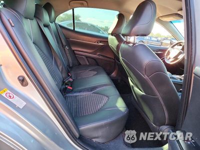 Zdjęcie 10 z 12 samochodu: 2018 TOYOTA CAMRY SE VIN:4T1B11HK8JU040723 - miniatura