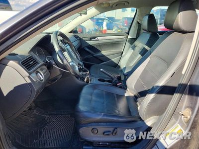 Zdjęcie 7 z 12 samochodu: 2015 VOLKSWAGEN PASSAT S VIN:1VWAT7A32FC087918 - miniatura