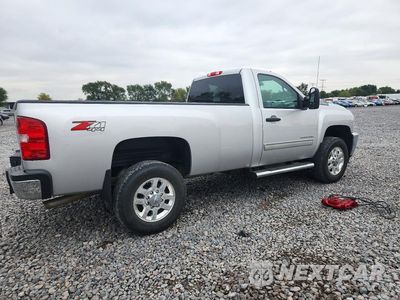 Trzecie zdjęcie samochodu z tyłu: 2011 CHEVROLET SILVERADO K2500 HEAVY DUTY LT VIN:1GC0KXCGXBF202923 - miniatura