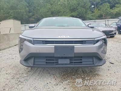 Piąte zdjęcie samochodu w środku: 2026 KIA K4 LXS VIN:3KPFT4DE7TE277173 - miniatura