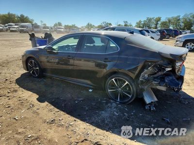 Drugie zdjęcie samochodu z przodu: 2019 TOYOTA CAMRY XSE VIN:4T1B61HK6KU835966 - miniatura