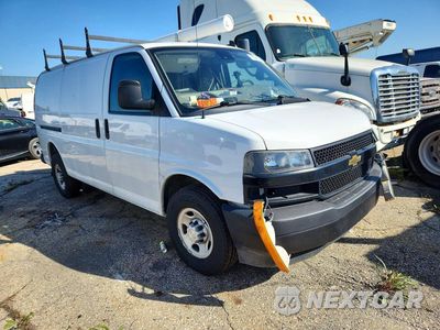 Czwarte zdjęcie samochodu z boku: 2020 CHEVROLET EXPRESS VIN:1GCWGAFG9L1277681 - miniatura
