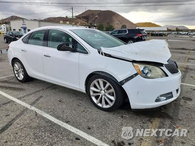 Czwarte zdjęcie samochodu z boku: 2013 BUICK VERANO VIN:1G4PP5SK1D4256339 - miniatura