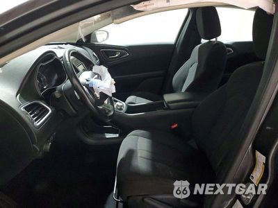 Zdjęcie 7 z 12 samochodu: 2015 CHRYSLER 200 LIMITED VIN:1C3CCCAG6FN516512 - miniatura