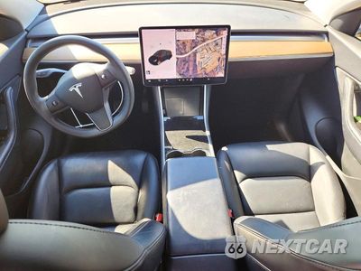 Zdjęcie 8 z 13 samochodu: 2021 TESLA MODEL Y VIN:5YJYGDEE1MF090793 - miniatura