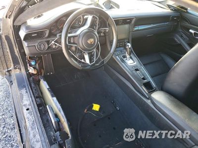 Zdjęcie 8 z 13 samochodu: 2017 PORSCHE 911 TURBO VIN:WP0AD2A90HS166357 - miniatura