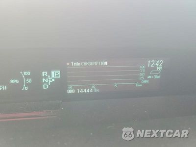 Zdjęcie 9 z 12 samochodu: 2011 TOYOTA PRIUS THREE VIN:JTDKN3DU9B5356865 - miniatura