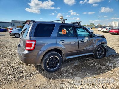 Trzecie zdjęcie samochodu z tyłu: 2011 FORD ESCAPE XLT VIN:1FMCU0D79BKB96211 - miniatura