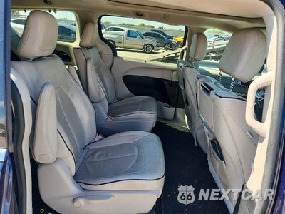 Zdjęcie 11 z 13 samochodu: 2017 CHRYSLER PACIFICA EHYBRID PLATINUM VIN:2C4RC1N77HR782678 - miniatura