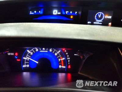 Zdjęcie 9 z 13 samochodu: 2013 HONDA CIVIC LX VIN:19XFB2F59DE211178 - miniatura