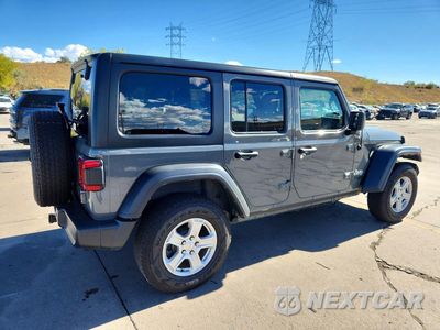 Trzecie zdjęcie samochodu z tyłu: 2019 JEEP WRANGLER UNLIMITED SPORT VIN:1C4HJXDGXKW507536 - miniatura