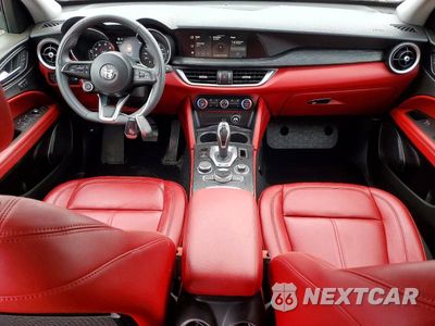 Zdjęcie 8 z 13 samochodu: 2021 ALFA ROMEO STELVIO SPORT VIN:ZASPAKAN2M7D11399 - miniatura