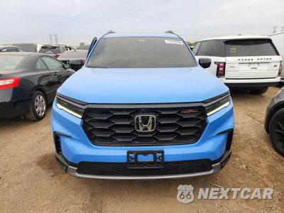 Piąte zdjęcie samochodu w środku: 2024 HONDA PILOT TRAILSPORT VIN:5FNYG1H60RB044947 - miniatura