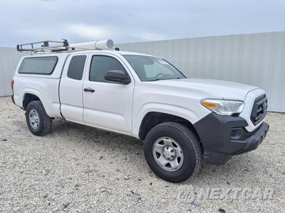 Czwarte zdjęcie samochodu z boku: 2023 TOYOTA TACOMA SR VIN:3TYRX5GN4PT080836 - miniatura