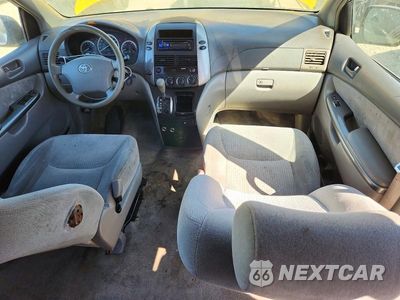 Zdjęcie 8 z 13 samochodu: 2006 TOYOTA SIENNA CE 8 PASSENGER VIN:5TDZA23C56S531996 - miniatura