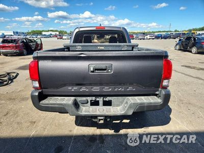 Zdjęcie 6 z 13 samochodu: 2018 TOYOTA TACOMA SR VIN:5TFRX5GN0JX123338 - miniatura
