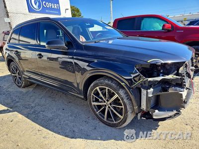 Czwarte zdjęcie samochodu z boku: 2021 AUDI Q7 PREMIUM PLUS VIN:WA1LXAF75MD042028 - miniatura